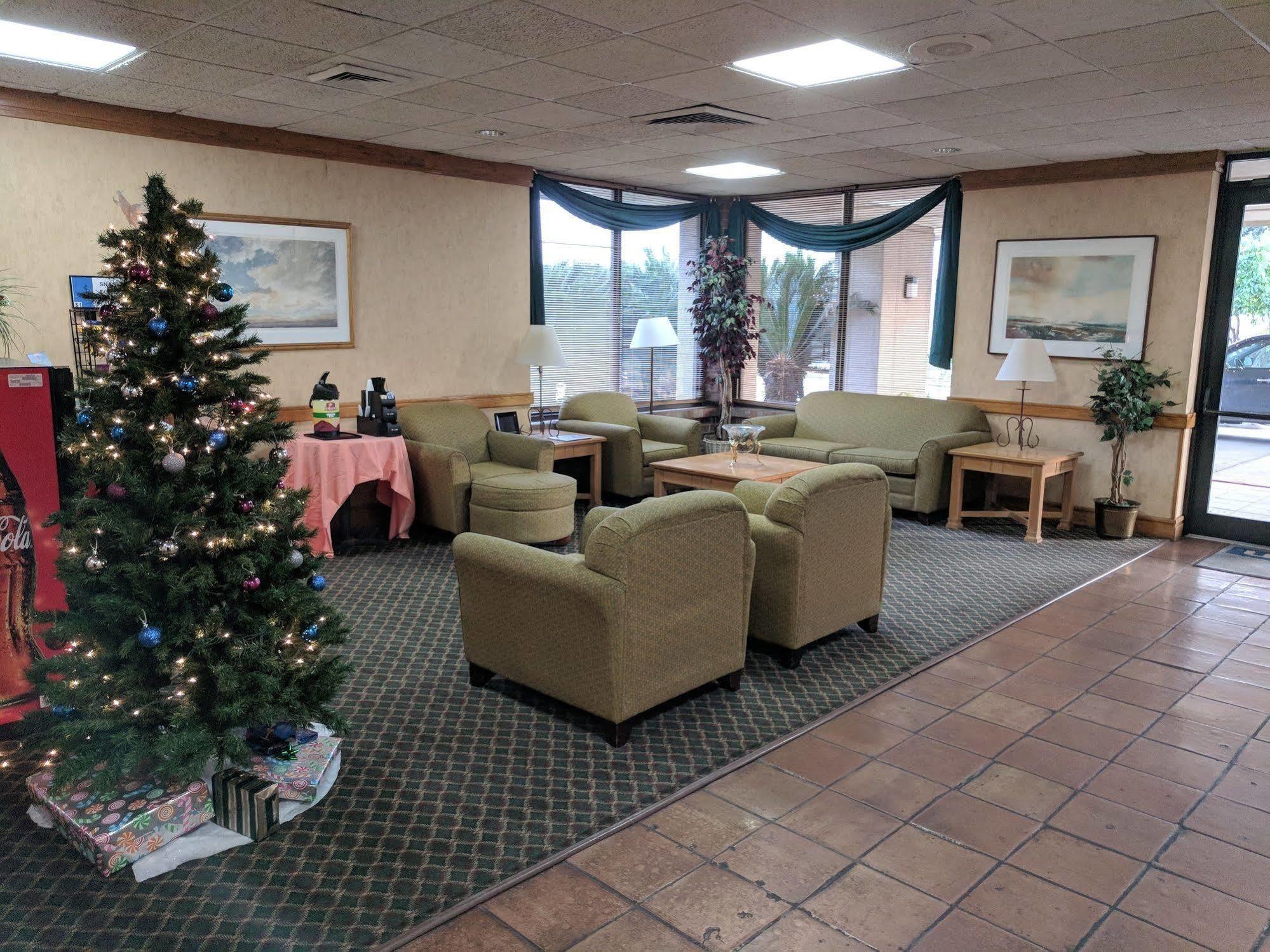 Days Inn By Wyndham Seguin Tx Exterior foto